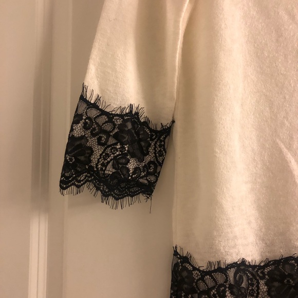 New York & company white sweater with black lace - Picture 2 of 3